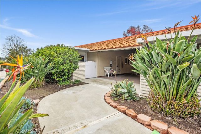 782 Via Los Altos N, Laguna Woods, CA 92637