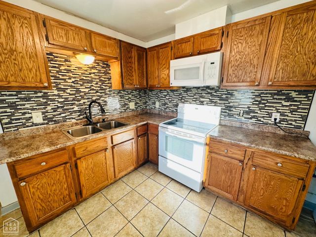 2701 S Main, Newport, AR 72112