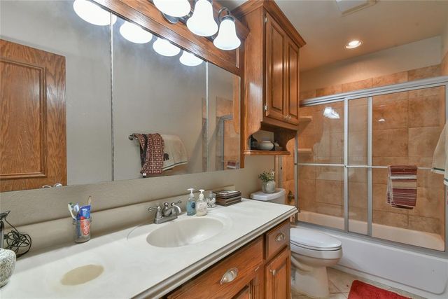 301 W Ponderosa Drive, Tuttle, OK 73089