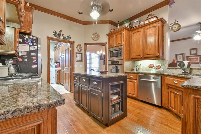 301 W Ponderosa Drive, Tuttle, OK 73089