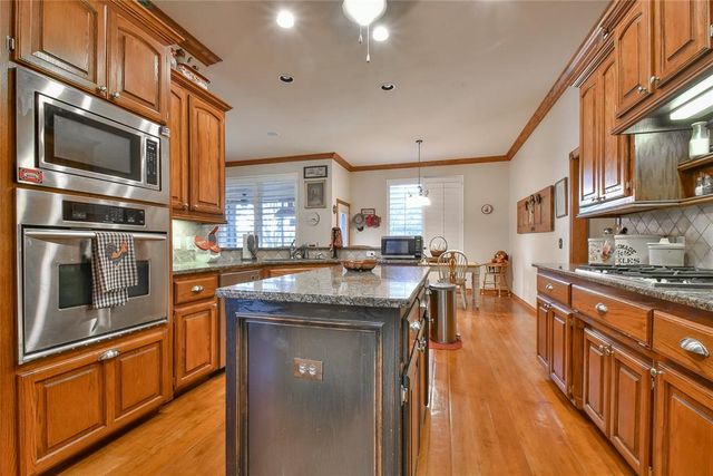 301 W Ponderosa Drive, Tuttle, OK 73089