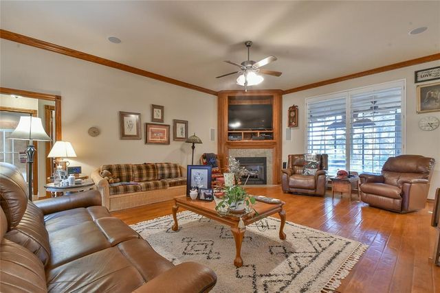 301 W Ponderosa Drive, Tuttle, OK 73089