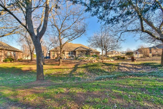 301 W Ponderosa Drive, Tuttle, OK 73089