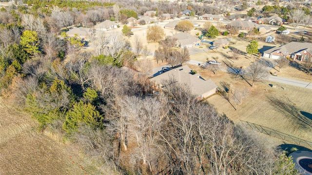 301 W Ponderosa Drive, Tuttle, OK 73089