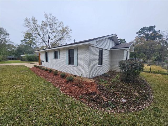 129 GAYVEN Drive, Ball, LA 71405