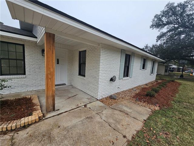 129 GAYVEN Drive, Ball, LA 71405