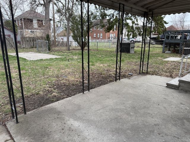 182 Bondie Street, Wyandotte, MI 48192