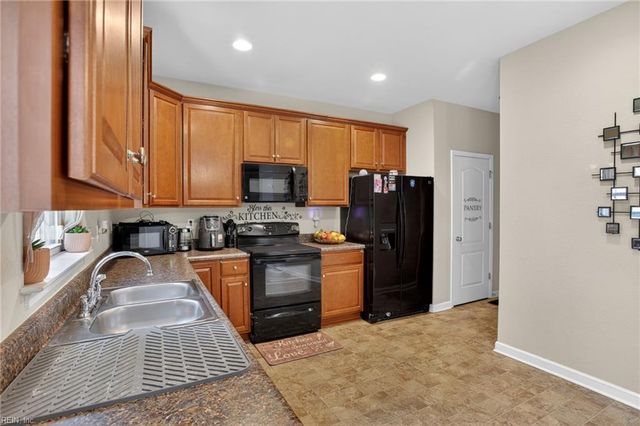 4158 Everett ST, Chesapeake, VA 23324