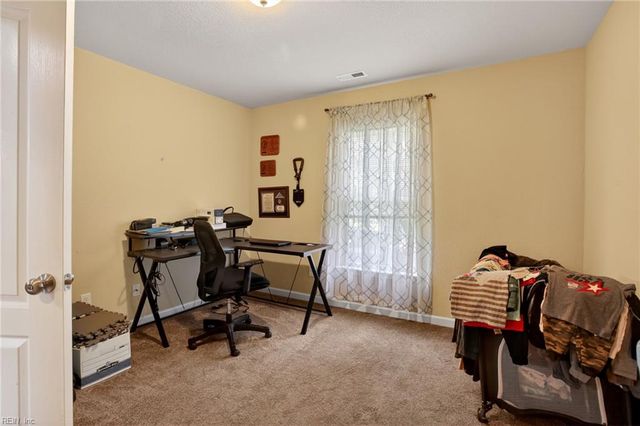 4158 Everett ST, Chesapeake, VA 23324