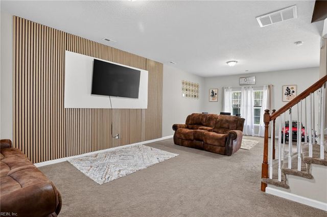 4158 Everett ST, Chesapeake, VA 23324