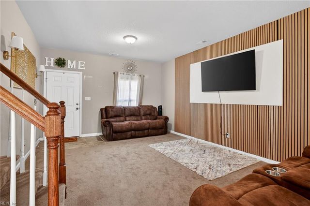 4158 Everett ST, Chesapeake, VA 23324