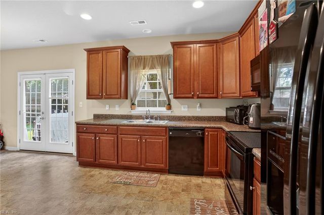 4158 Everett ST, Chesapeake, VA 23324