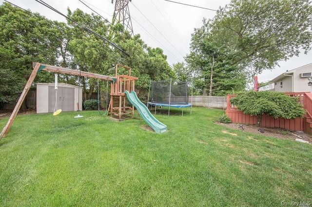 413 Clearmeadow Drive, East Meadow, NY 11554