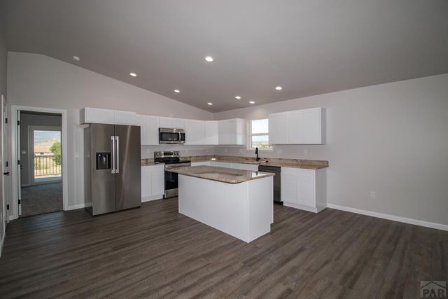 136 High Meadows Dr, Florence, CO 81226