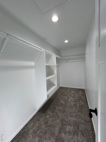 136 High Meadows Dr, Florence, CO 81226