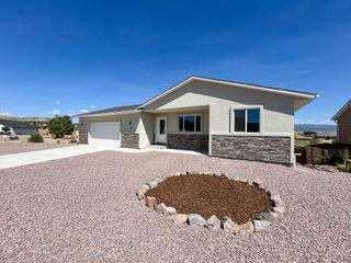 136 High Meadows Dr, Florence, CO 81226