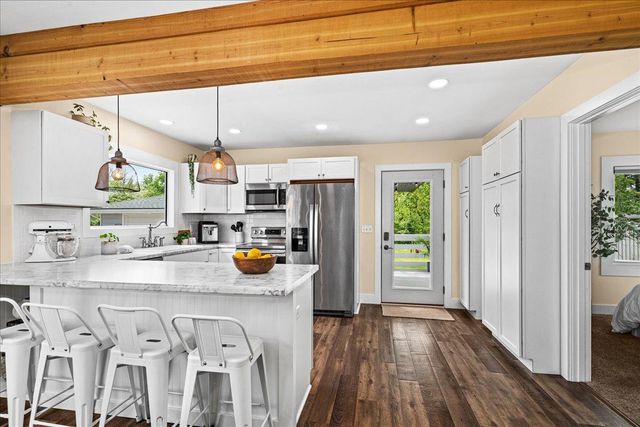 4124 W Calvary Road, Duluth, MN 55803