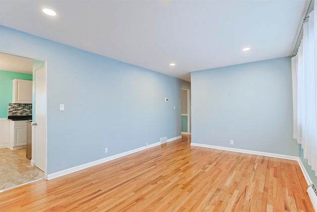 1205 Pyle Avenue, South Bend, IN 46615