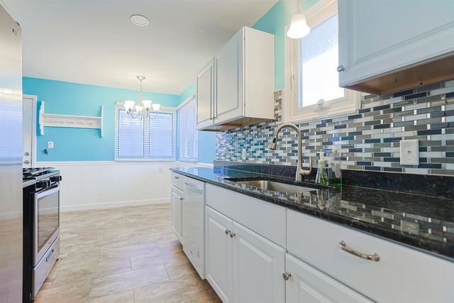 1205 Pyle Avenue, South Bend, IN 46615