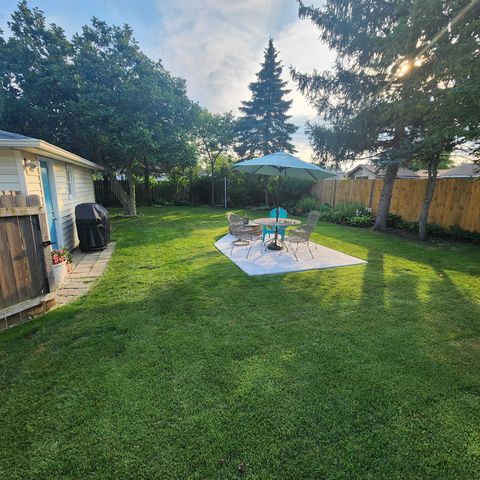 1205 Pyle Avenue, South Bend, IN 46615