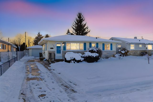 1205 Pyle Avenue, South Bend, IN 46615