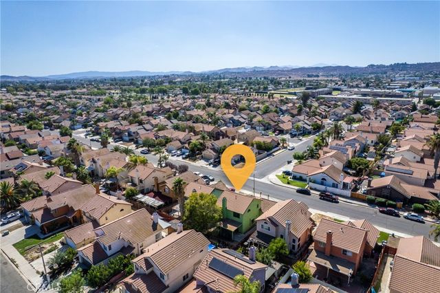 1543 Keepsake Lane, Perris, CA 92571