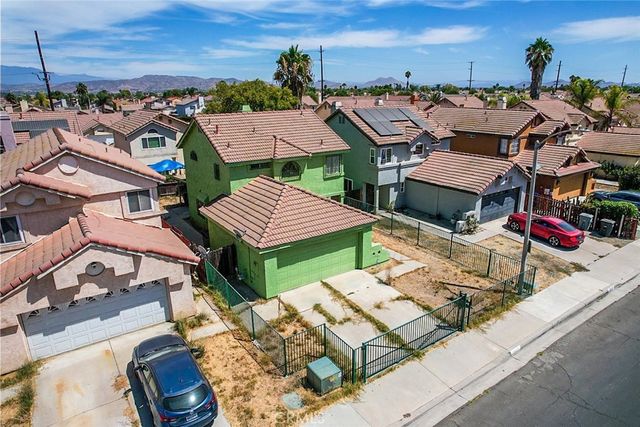 1543 Keepsake Lane, Perris, CA 92571