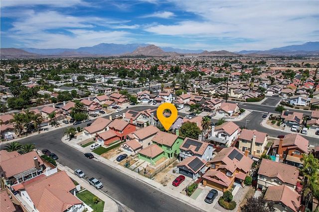 1543 Keepsake Lane, Perris, CA 92571