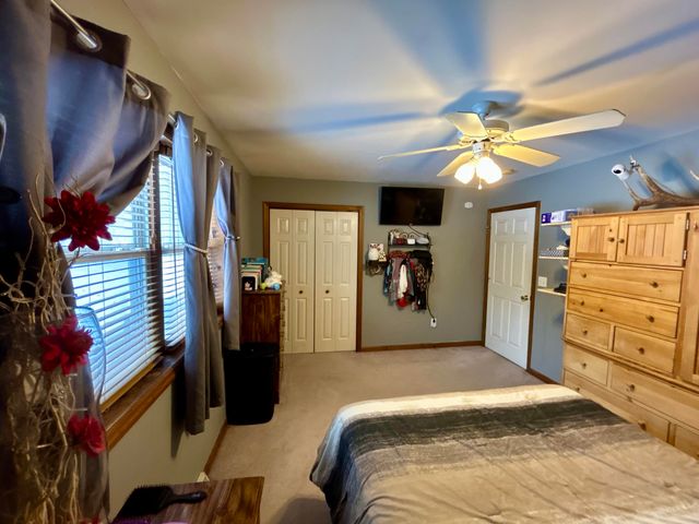 58 Reservoir Road, Peru, NY 12972