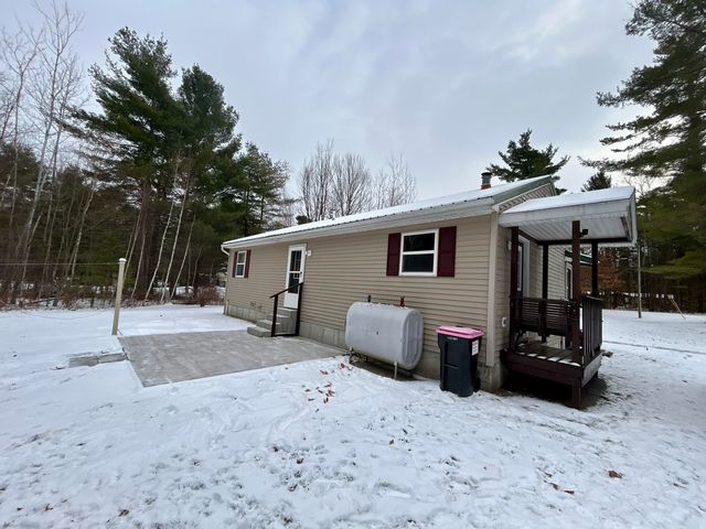 58 Reservoir Road, Peru, NY 12972