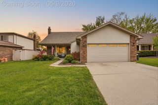 16621 Gatehouse Drive, Woodhaven, MI 48183