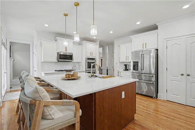 5028 Stefan Ridge Way, Buford, GA 30519