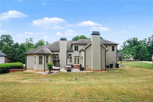 5028 Stefan Ridge Way, Buford, GA 30519