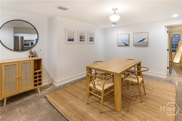 1 E Gordon Street 1, Savannah, GA 31401