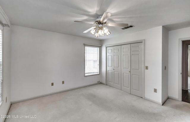 205 N Shadow Lake Drive, Clinton, MS 39056