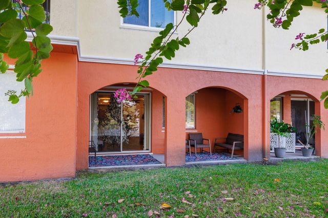 55 SE Palermo Ct 105, Stuart, FL 34994