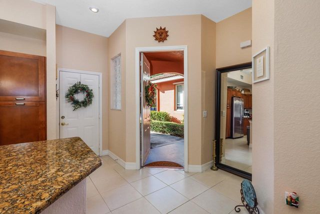 55 SE Palermo Ct 105, Stuart, FL 34994