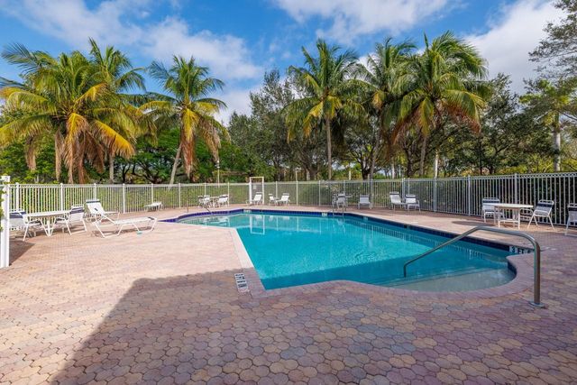 55 SE Palermo Ct 105, Stuart, FL 34994
