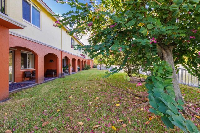 55 SE Palermo Ct 105, Stuart, FL 34994