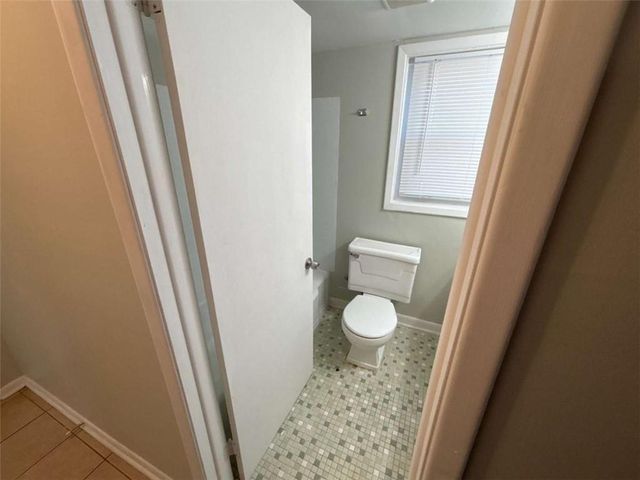 3673 Glen Falls Dr, Decatur, GA 30032