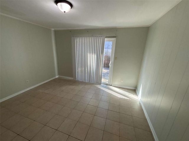 3673 Glen Falls Dr, Decatur, GA 30032