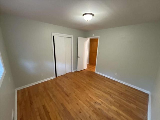 3673 Glen Falls Dr, Decatur, GA 30032