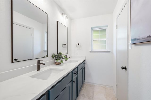 4124 Twilight Drive S, Benbrook, TX 76116