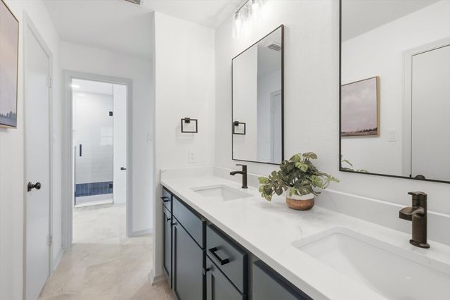 4124 Twilight Drive S, Benbrook, TX 76116