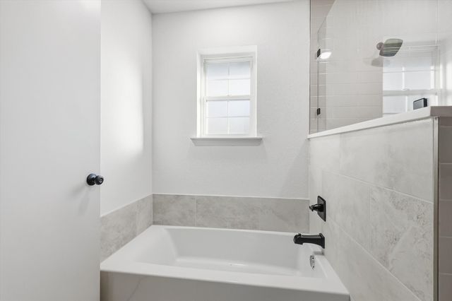 4124 Twilight Drive S, Benbrook, TX 76116