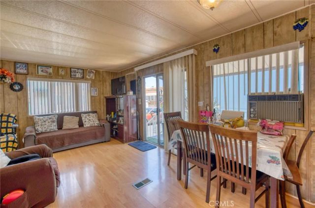 16949 S Western 51, Gardena, CA 90247