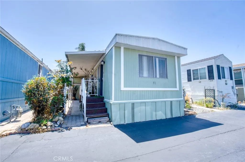 16949 S Western 51, Gardena, CA 90247