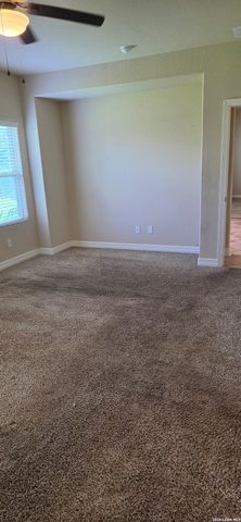 8946 HIGH BR, San Antonio, TX 78254