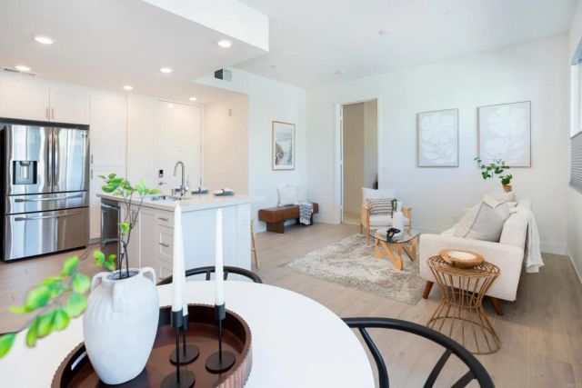 6042 Colt Place 303, Carlsbad, CA 92009