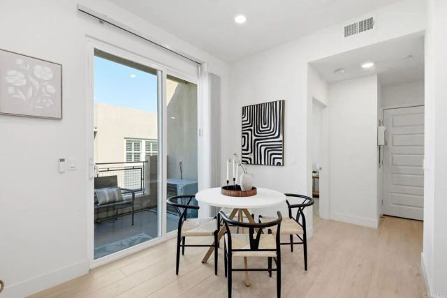6042 Colt Place 303, Carlsbad, CA 92009